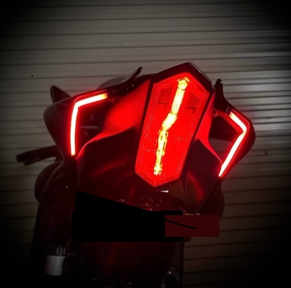 Genesis DRL's for R7 Rear Integrated Lights, Signals V2.0