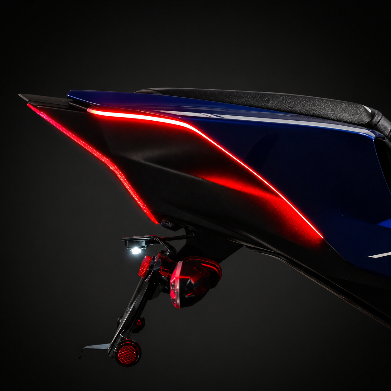 R7 Genesis Integrated Rear DRL & Signals VF Designs – VF DESIGNS