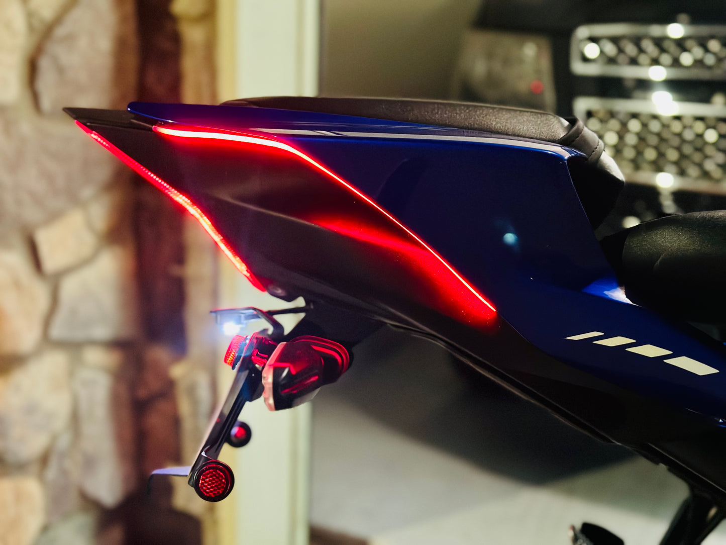 Genesis DRL's for R7 Rear Integrated Lights, Signals